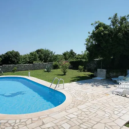 Casa de Férias Holiday Kavran Bb Ii Krnica